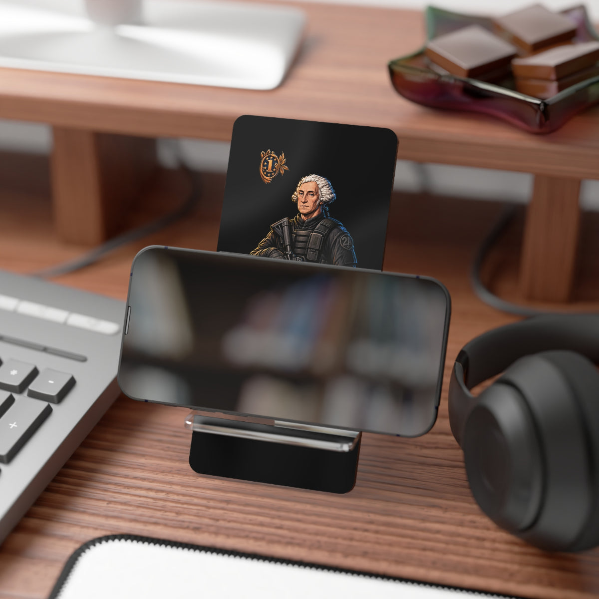 Commander-In_Chief Phone Display Stand